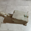 Бачок омывателя Nissan Cefiro оригинальный номер 2891031U00