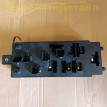 Блок предохранителей Land Rover L405 / L462 / L494 Land Rover Discovery оригинальный номер LR098969