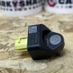 Датчик удара передний Toyota Hilux VIII – пикап двойная кабина  оригинальный номер 89173-09B20