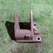 Кронштейн КПП Mitsubishi i оригинальный номер MR567560