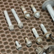 Болты подвески Mini Hatch оригинальный номер 33 32 6 858 054, 33 32 6 858 054, 33326858054, 6858054, 33 32 6 858 053, 33326858053, 6858053