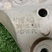Кронштейн опоры двигателя правый Volkswagen Polo Volkswagen Polo оригинальный номер 6R0199185A