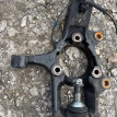 Кулак поворотный правый Jeep Grand Cherokee 4 wk2 Jeep Cherokee оригинальный номер 68022632ad