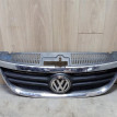 Решетка радиатора VW Tiguan 2007-2011 Volkswagen Tiguan оригинальный номер 5N0853651C