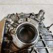 Крышка двигателя передняя Nissan Bluebird оригинальный номер 135002F200
