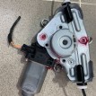 Стеклоподъемник левый задний Hyundai Solaris G4FA Hyundai Solaris оригинальный номер 824600U000