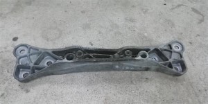 Балка АКПП (траверса)  BMW E39 BMW 5er