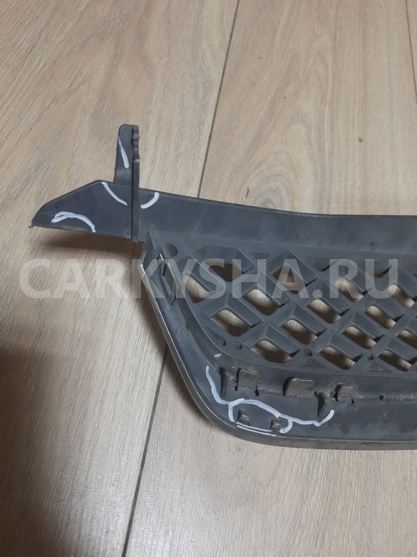 Решетка радиатора Ford Fiesta 2001-2007 Ford Fiesta оригинальный номер 1381784