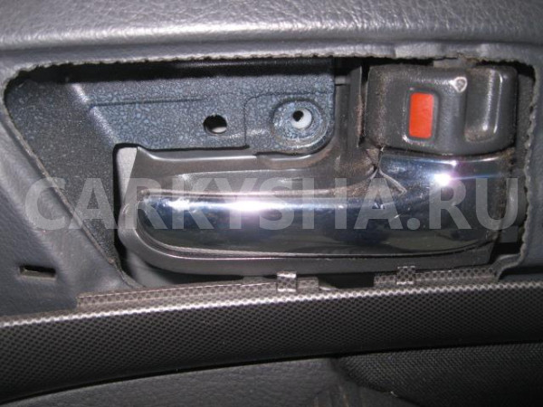 Ручка двери передней внутренняя правая Toyota Avensis II 2003-2008 Toyota Avensis оригинальный номер 6920505040B0