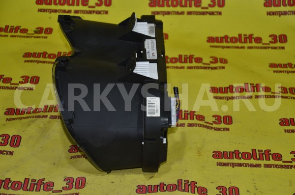 Панель приборов Toyota Auris 