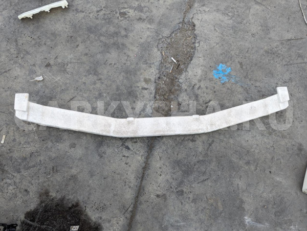 Пенопласт в бампер Nissan Serena оригинальный номер 620901VA0A