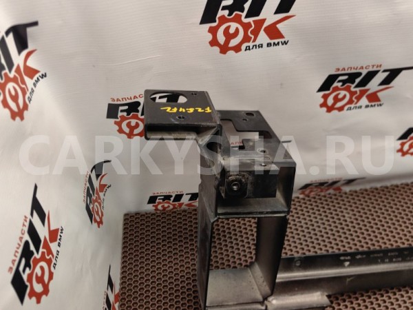 Кронштейн фары BMW X3 