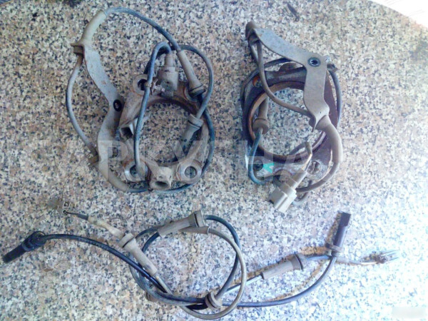 Датчик ABS для Nissan X-Trail T31 Nissan X-Trail оригинальный номер 47900JG200 47910JG000 479001DC1A 479101DA1A