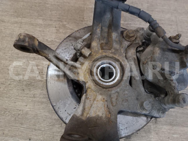 Кулак поворотный передний левый Mazda 6 оригинальный номер GJ6A33030