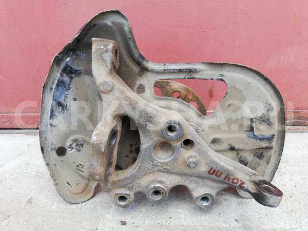 Кулак передний правый Mercedes-Benz C-Class W204 271.950 Mercedes-Benz C-klasse оригинальный номер A2043320201