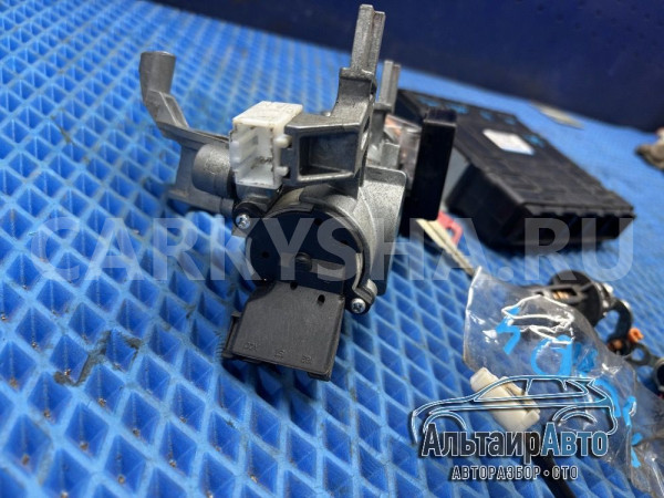 Блок управления двигателем Pajero 4 замок зажигани Mitsubishi i оригинальный номер 8631A259