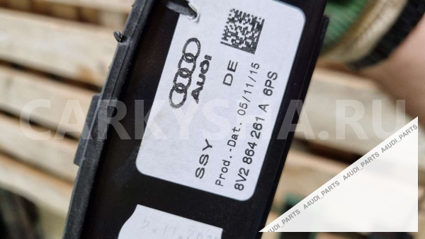 Консоль салона (кулисная часть) Audi S3 8V (2012—2016) Audi S3 оригинальный номер 8V2713463A