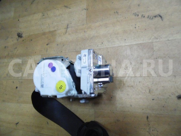 Ремень безопасности передний правый ML GL 164 R251 Mercedes-Benz M-klasse оригинальный номер A2518603285