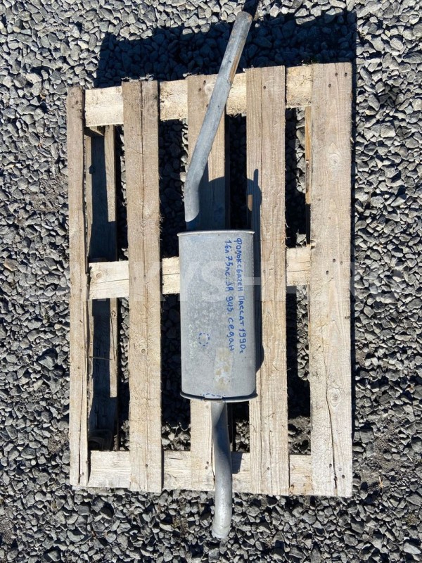 Глушитель VW Passat B3 1990 Volkswagen Passat оригинальный номер MEO978