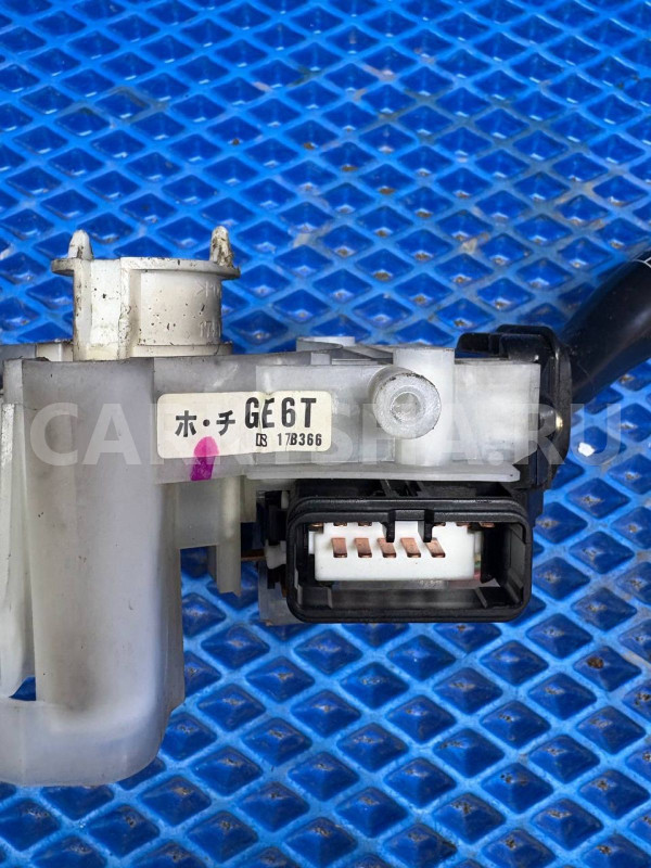 Переключатель подрулевой Mazda Premacy I (1999—2005) Mazda 2 оригинальный номер GE6T17B366