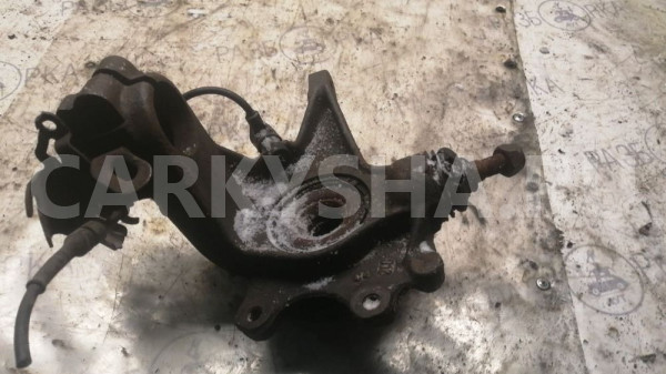 Кулак поворотный передний правый  Peugeot 406 I Peugeot 406 