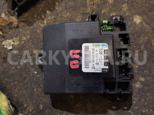 Блок комфорта справа спереди A1648207826 Mercedes-Benz M-Class W164 Mercedes-Benz M-klasse оригинальный номер A1648207826