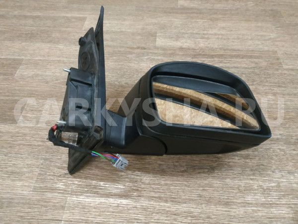 Зеркало правое электрическое Land Rover Freelander оригинальный номер LR016381