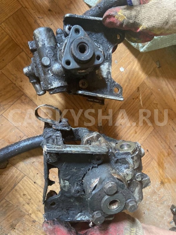 Насос ГУР BMW 5 серия E39 (1995—2000) BMW 5er оригинальный номер 32411095749