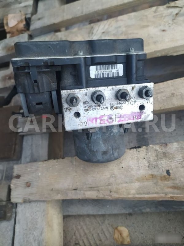 Блок управления audi a4 B8 CDNB Audi 200 