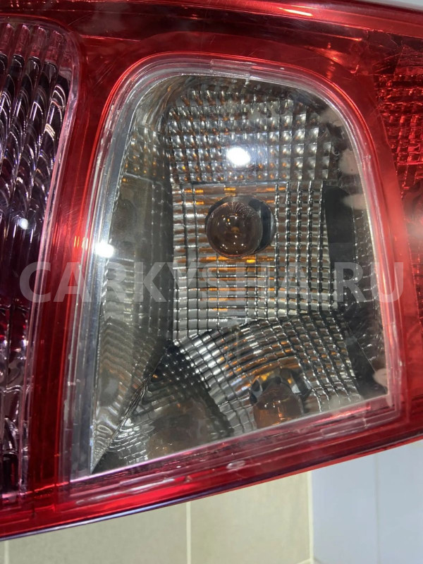 Фонарь задний левый Renault Logan 2012 Renault 15 