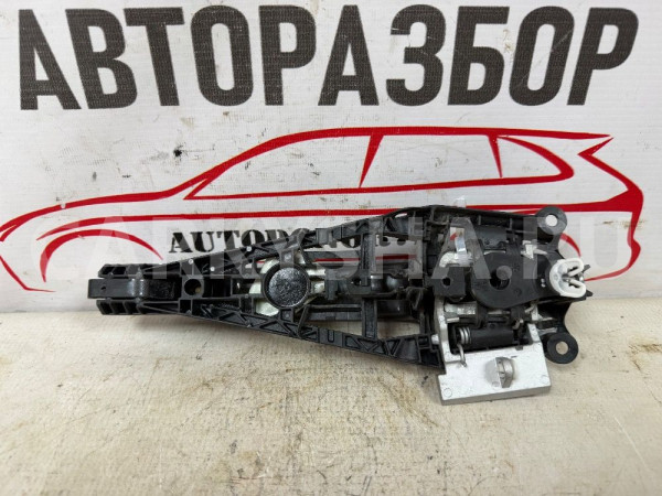 Ручка передней левой двери Chevrolet Cruze  J300 Chevrolet Cruze оригинальный номер 13576845