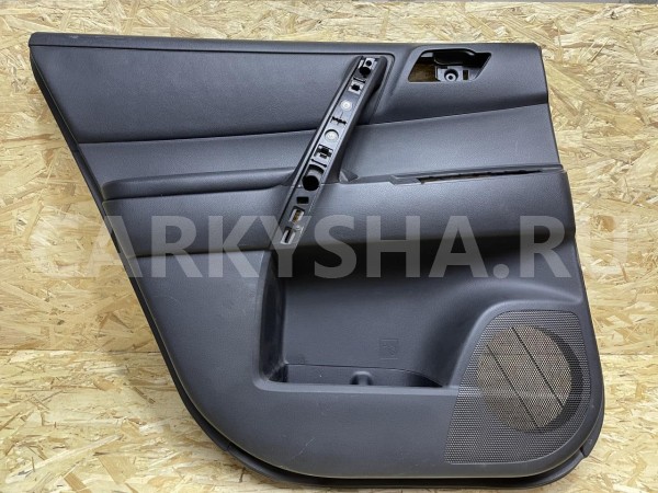 Обшивка двери задняя левая Toyota Highlander II (U40) оригинальный номер 67640-48421-C0