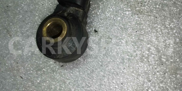 Датчик детонации Porsche Cayenne I рестайлинг (2007—2010) Porsche Cayenne оригинальный номер 0261231173