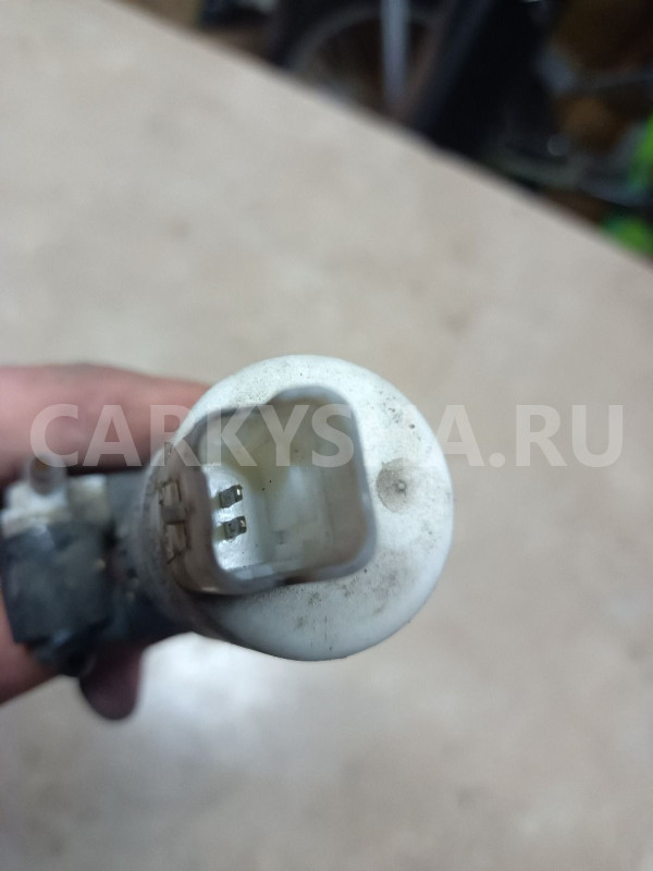 Моторчик омывателя  Ситроен Ц4 Citroen C4 2011 Citroen C4 оригинальный номер 8200067016