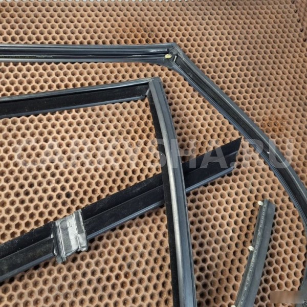 Резинки двери BMW 5er 