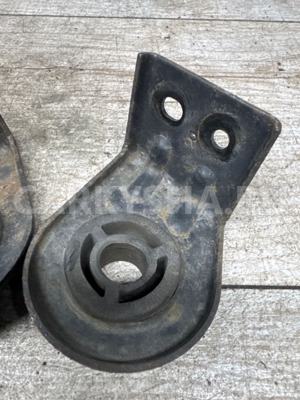 Кронштейн радиатора Ssang Yong Actyon New комплект Ssang Yong Actyon оригинальный номер 2133034005