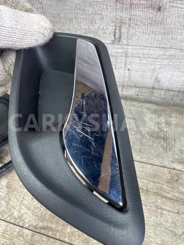Ручка двери внутренняя левая Chevrolet Cruze J300 Chevrolet Cruze оригинальный номер 96845901