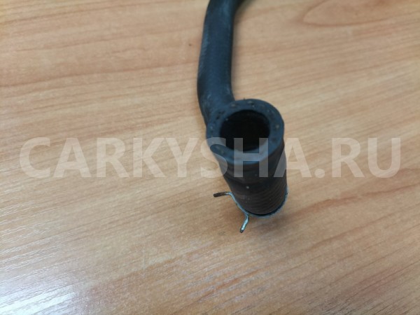 Патрубок системы охлаждения Toyota Prius NHW20 Toyota Prius оригинальный номер G922547010