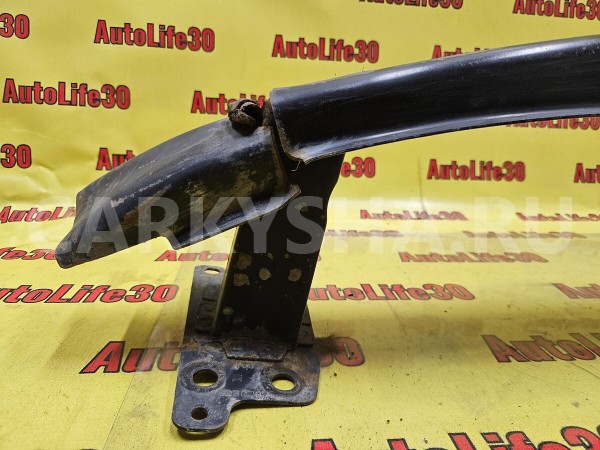 Усилитель переднего бампера SEAT Ibiza 