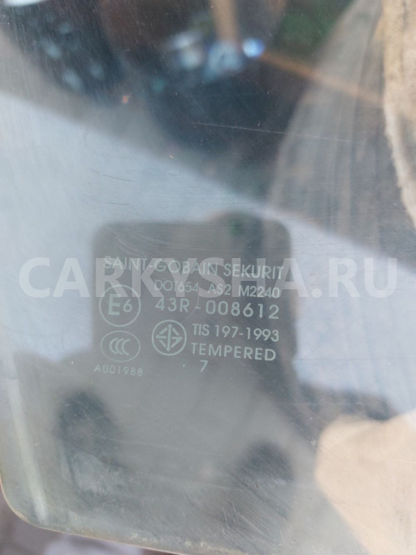 Стекло двери  передней правой Mazda 3 BK Mazda 2 оригинальный номер BP4K58511B