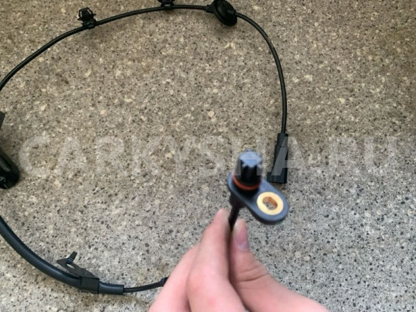 Датчик ABS задний правый Mitsubishi Lancer X Mitsubishi ASX оригинальный номер MBL11624344R