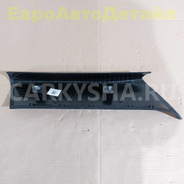 Обшивка передней стойки Land Rover Defender 2 L663 Land Rover Defender оригинальный номер LR150107