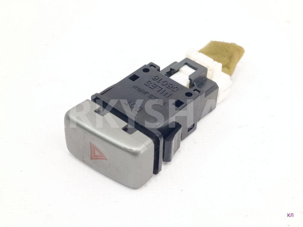 Кнопка аварийной сигнализации Subaru Forester 83037SA000 SG Subaru Forester 