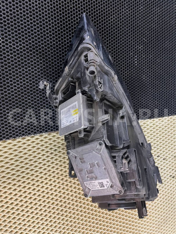 Фара Audi A4  B8 дорестайлинг левая  8K0941003P Audi 200 оригинальный номер 8K0941003P