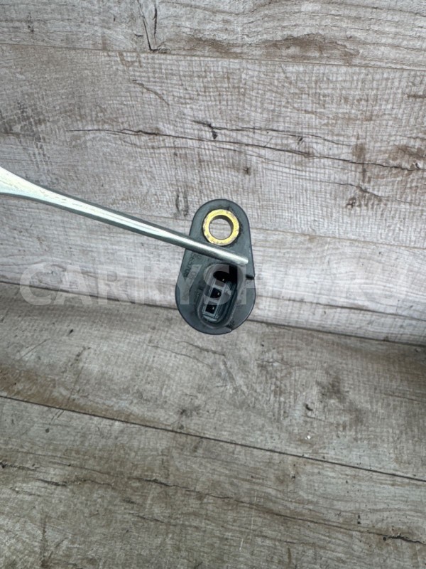 Датчик положения распредвала , впуск, Opel Astra j Chevrolet Cruze оригинальный номер 55565708