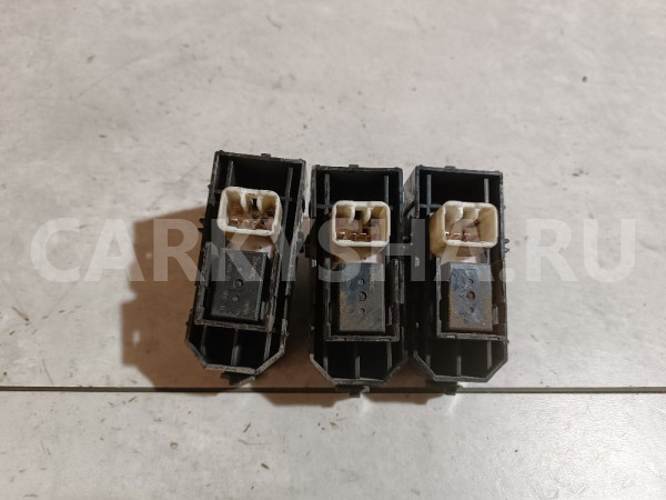 Кнопка стеклоподъемника Toyota Prius оригинальный номер 8403047010