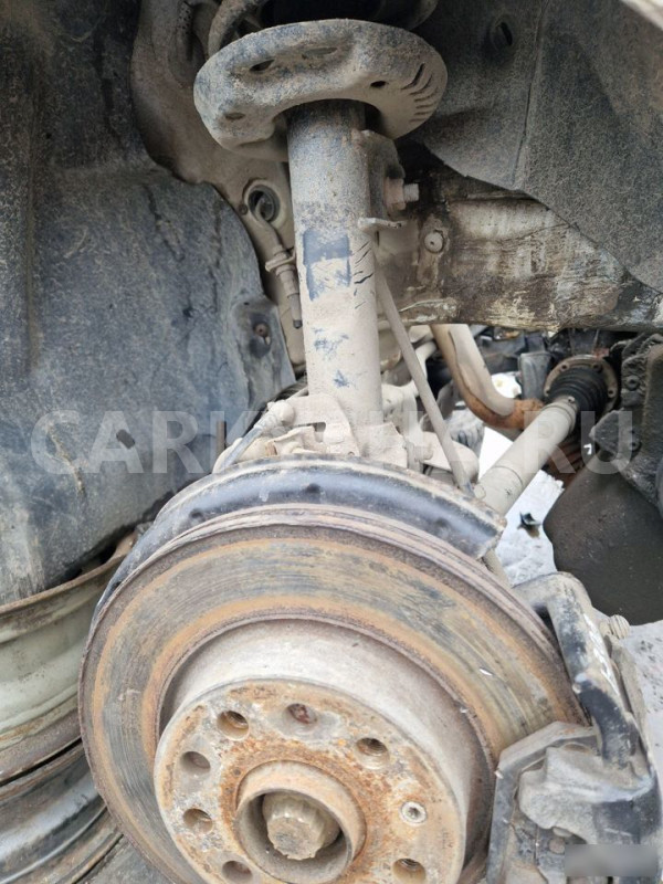 Стойка передней подвески правая VW Jetta 6 Volkswagen Jetta 