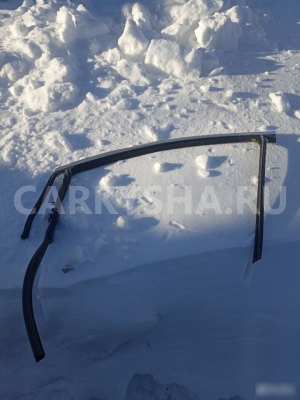 Уплотнитель стекла перед лев двери Opel Astra J Opel Astra оригинальный номер 13259966