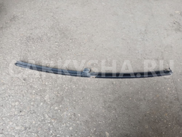 Lancer IX Направляющая стекла двери правой Mitsubishi i оригинальный номер MR525722
