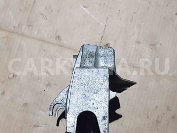 Кронштейн Nissan Almera G15 (2012—2018) Nissan Almera оригинальный номер 8200503258